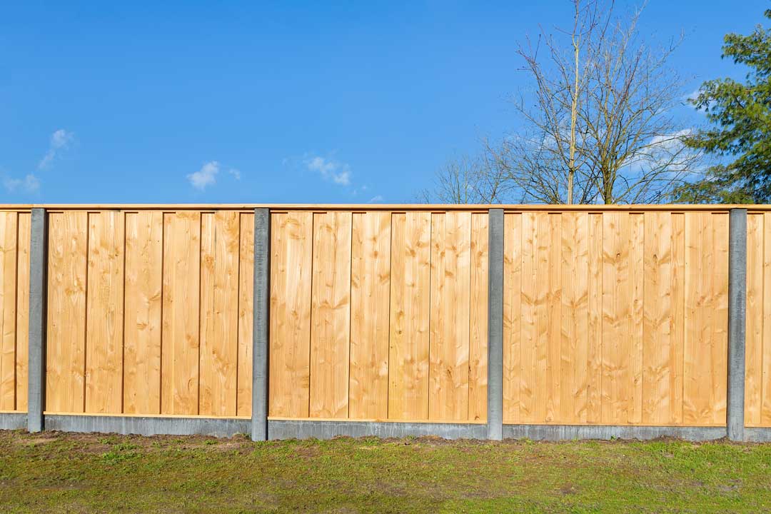 built-new-horizontal-wooden-fence-construction
